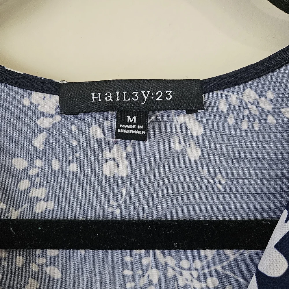 Blue floral faux wrap dress - Picture 2 of 6